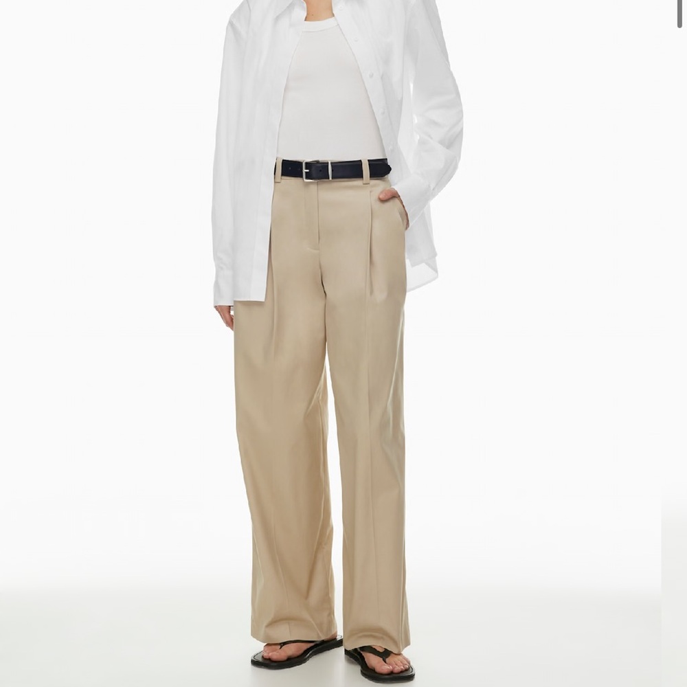 Aritzia babaton in bound pants never worn just needs a steam